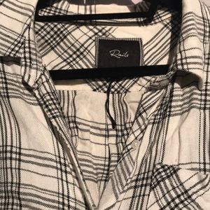 Rails button down